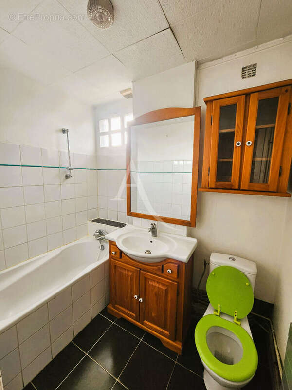 Appartement à FRESNES