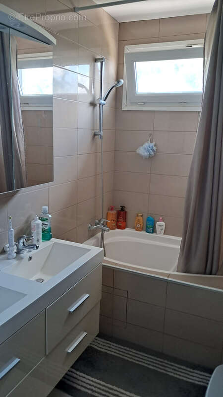 Appartement à BRIE-COMTE-ROBERT