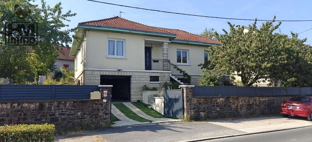 Maison à THIVIERS