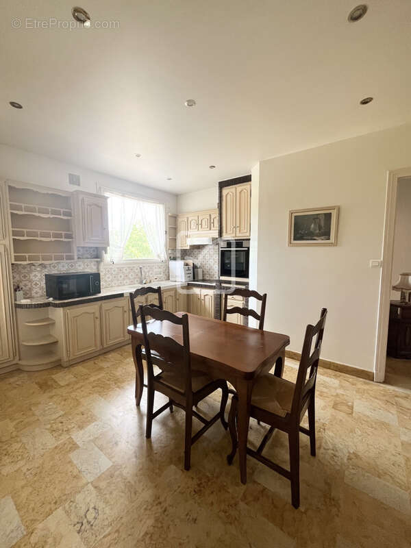 Maison Objat - 143 m2 - 6  pièces - photo 6