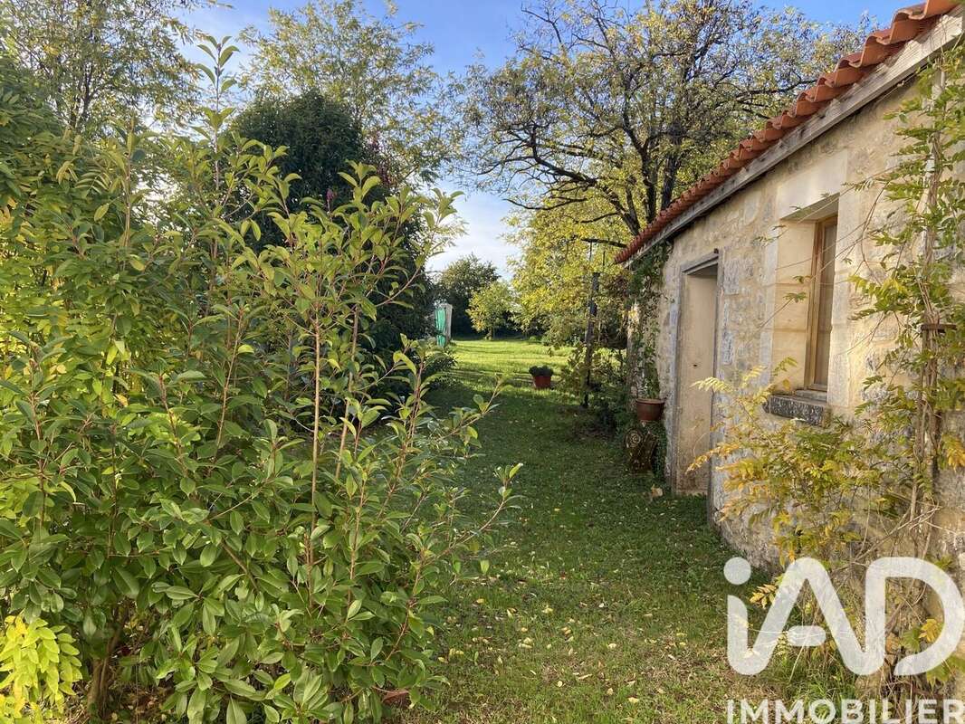 Photo 4 - Maison à SAINT-SATURNIN