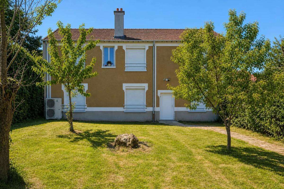 Maison 6 pièces de 115 m2 en vente, située à Jouarre - photo 12