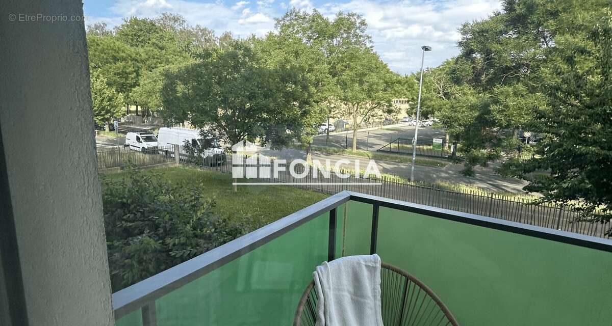 Exclusivité Foncia – Appartement 3 pièces de 59 m² vendu loué avec terrasse et 2 parkings - photo 2