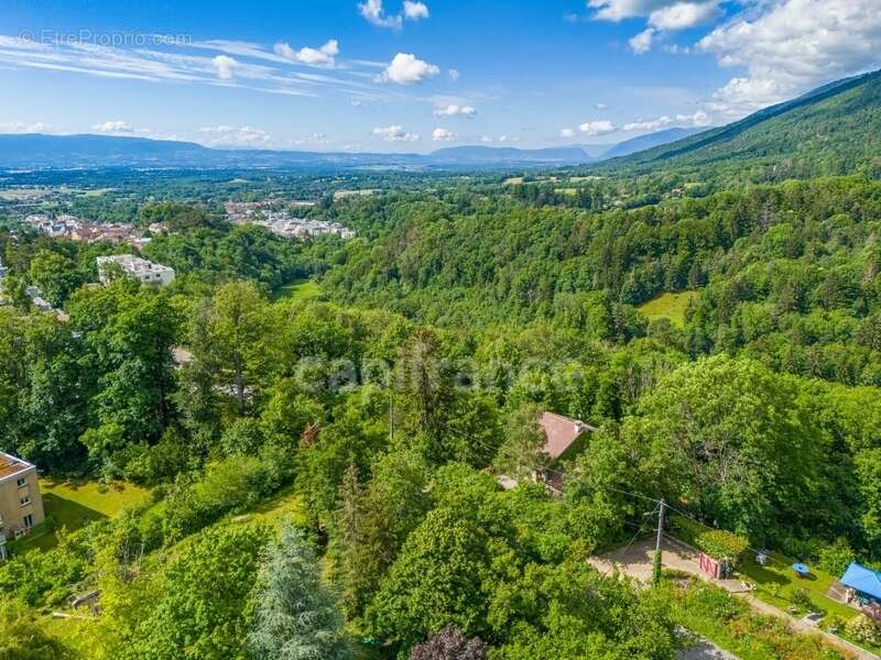 Dpt Ain (01), à vendre proche de GEX  maison P6 de 197 m² - Terrain de 1300 m² - photo 25