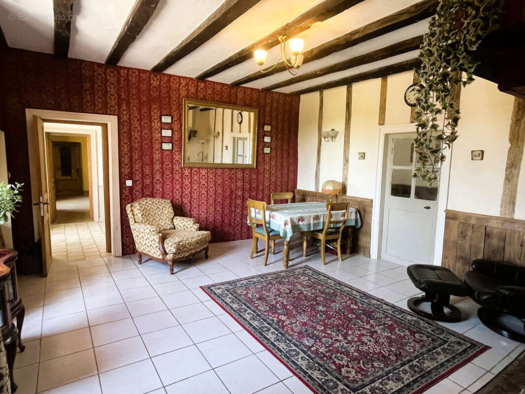 Maison à SAINT-BAZILE