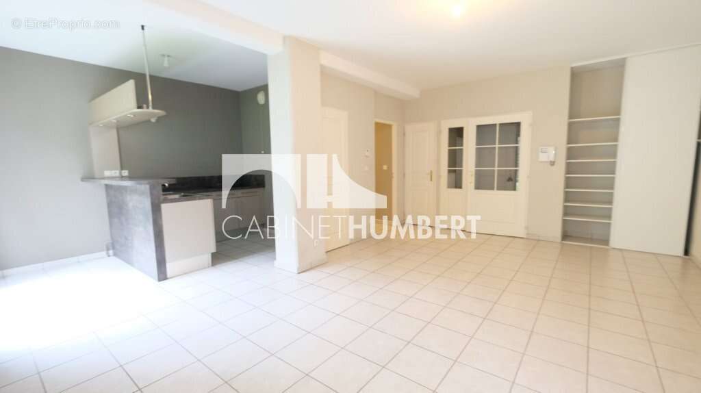 Appartement à SAINT-ETIENNE