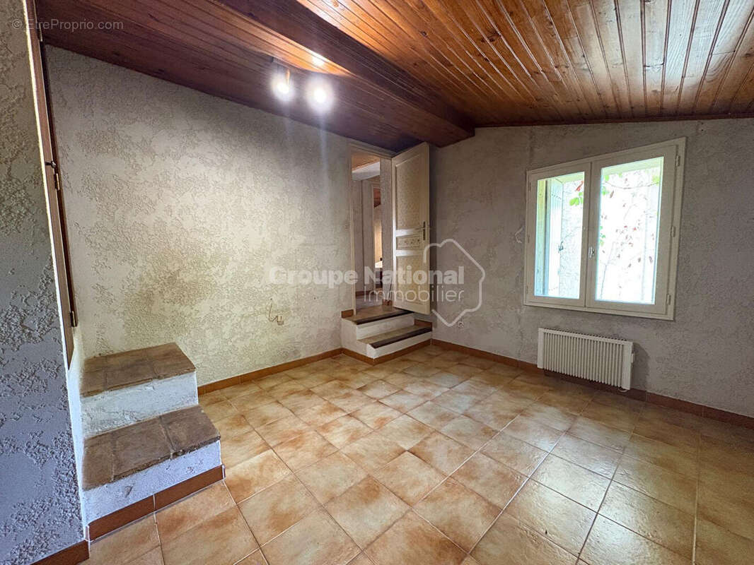 Maison à SAINT-HILAIRE-DE-BEAUVOIR