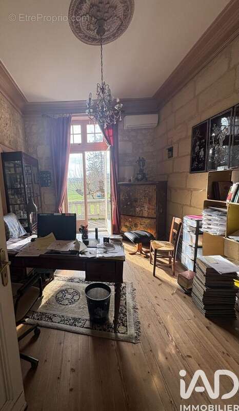 Maison 180 m² à Francs  - photo 4