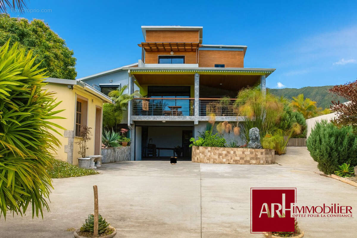 Maison à ENTRE-DEUX