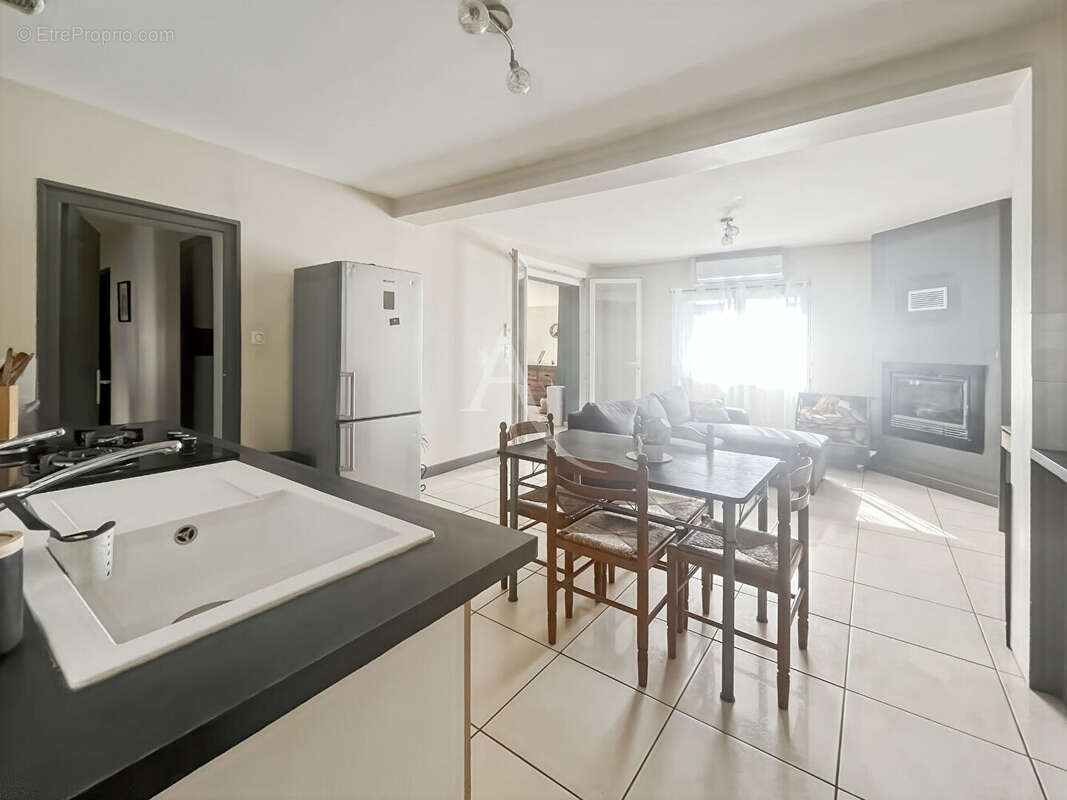 Maison à MONSEMPRON-LIBOS
