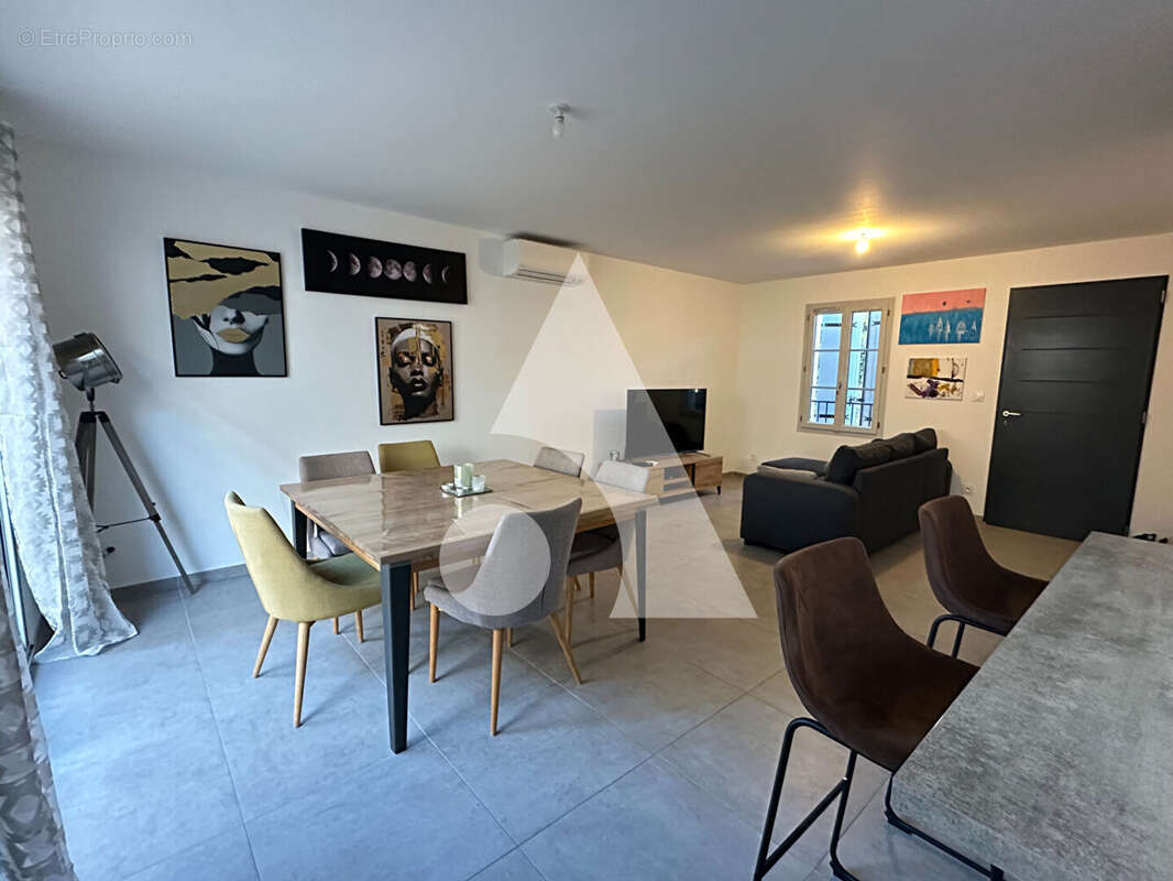 Maison à SAINT-MAXIMIN-LA-SAINTE-BAUME