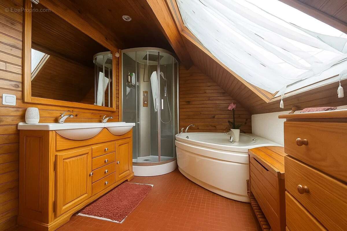 Maison à TOURNAN-EN-BRIE