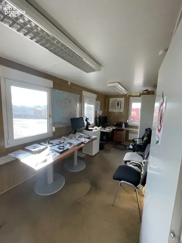 Vente propriété, pavillon +  bâtiment de 700 m2 env sur terrain de 2,12 ha LURE - photo 30
