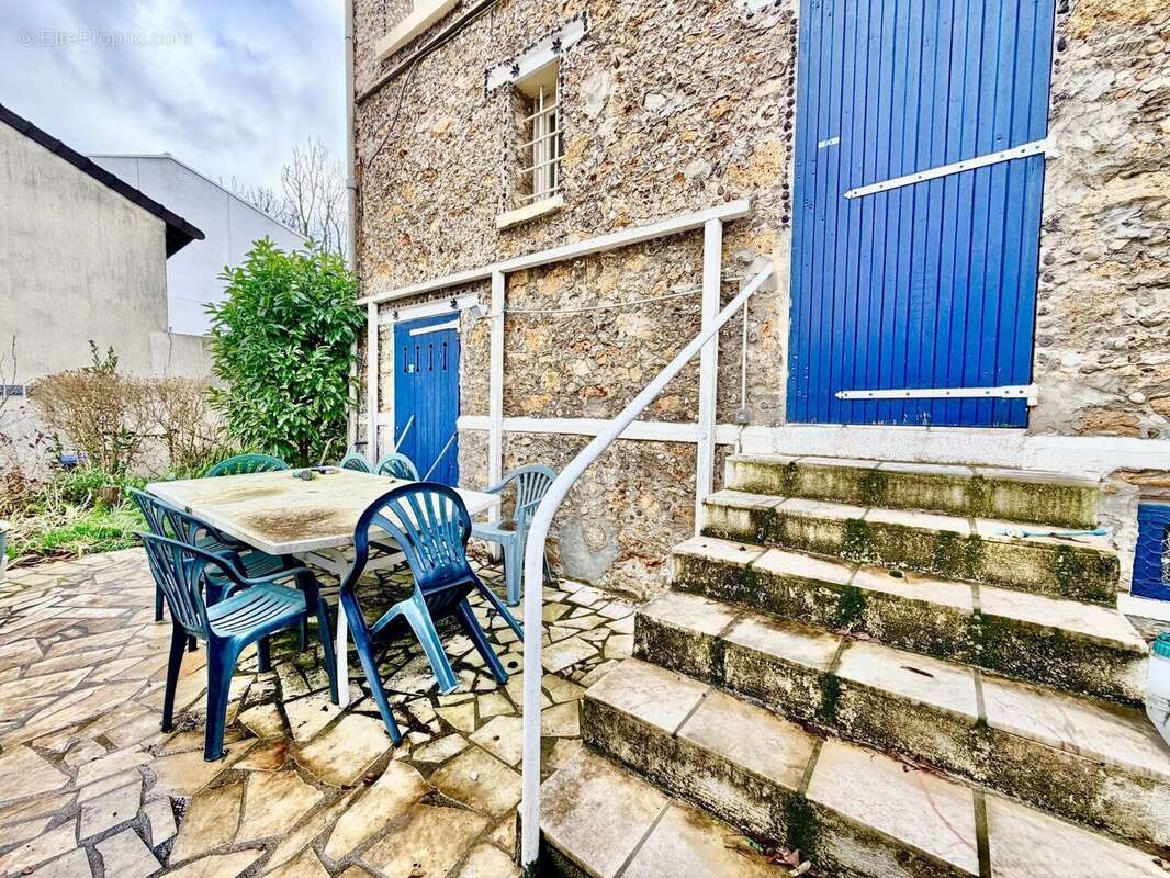 Maison à CHOISY-LE-ROI