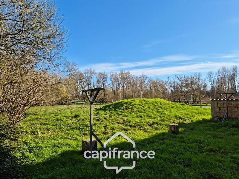 Propriété à vendre 7 pièces SAINT PARDOULT (17) sur plus de 2 hectares de terrain - photo 21