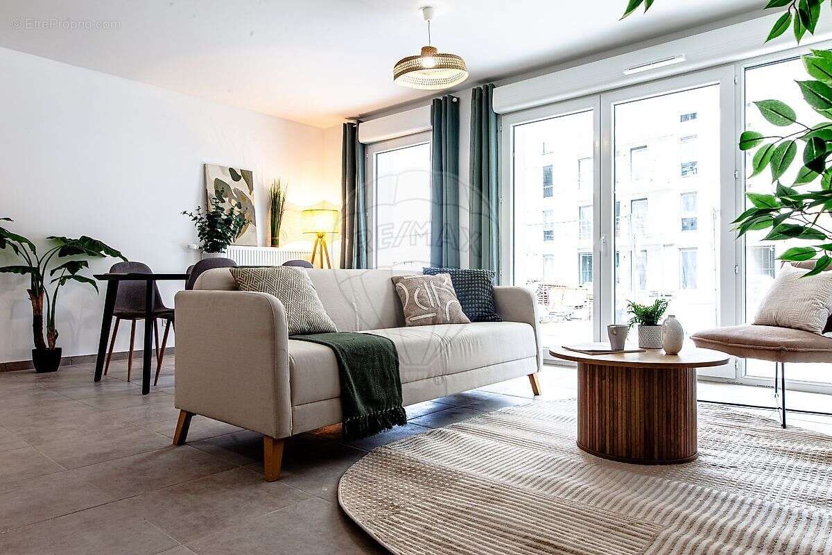 Appartement à CHALLES-LES-EAUX