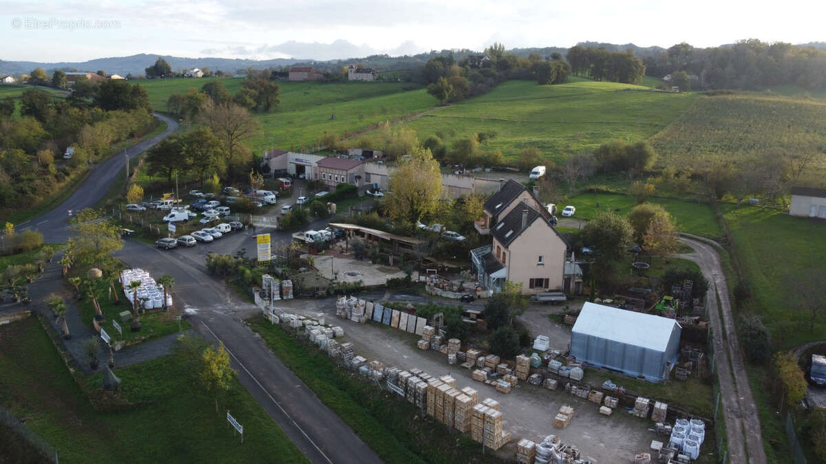 Appartement à AUZITS