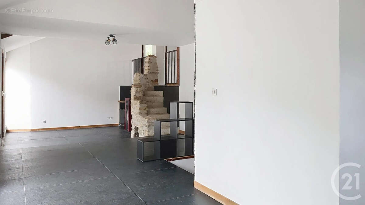 Maison à ARCIS-LE-PONSART