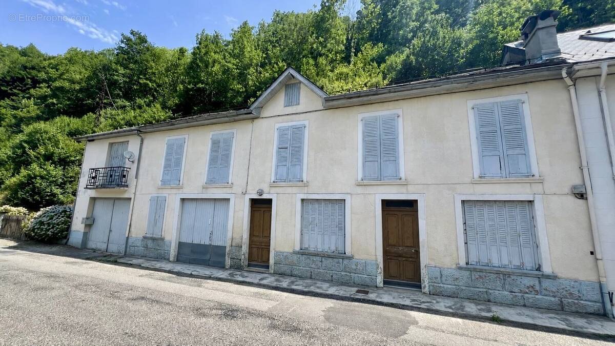 Maison à LE PORT
