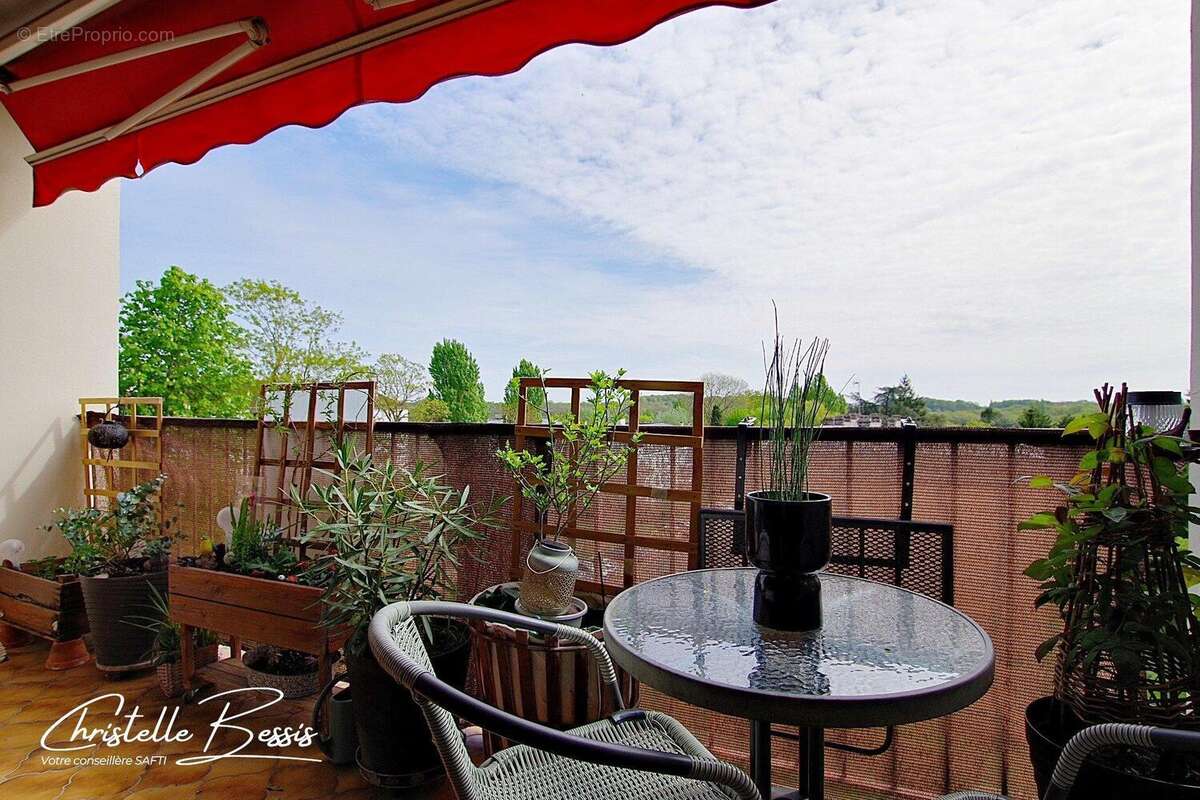 Appartement 95 m² à Villecresnes  - photo 2