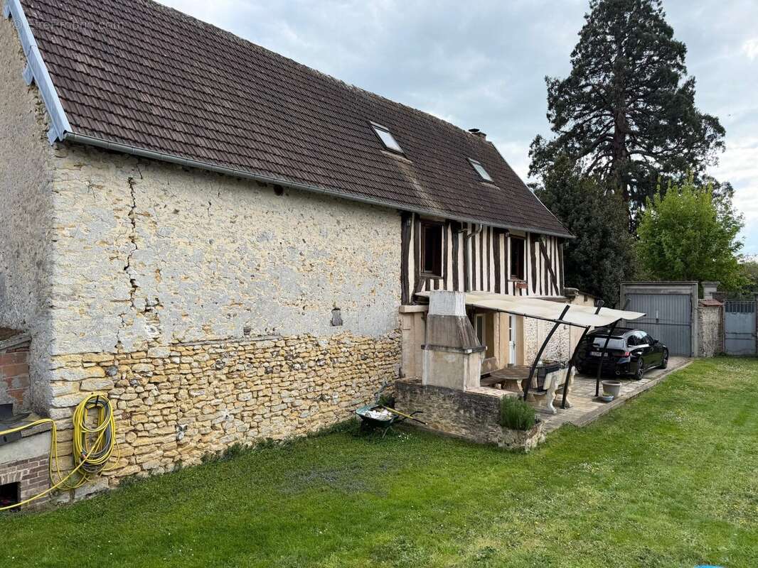 Maison à PACY-SUR-EURE