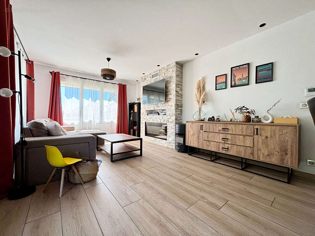 Appartement à PLAN-DE-CUQUES