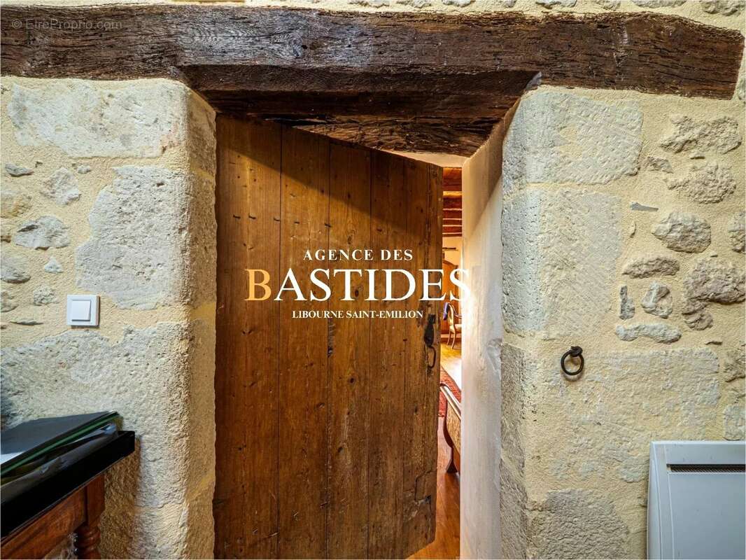 Maison à MONTUSSAN