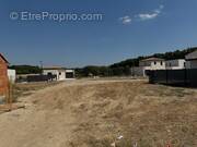 Terrain à AIGUES-VIVES