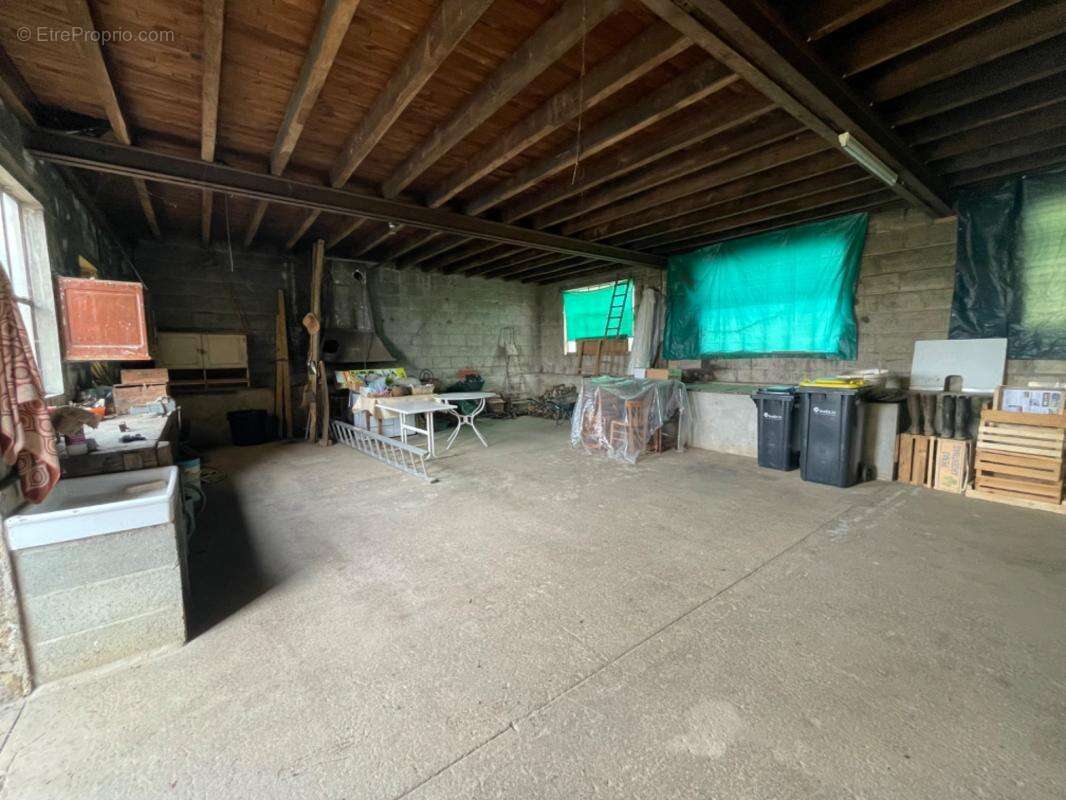 Maison en pierre en bon état avec dépendance 85500€ - photo 22