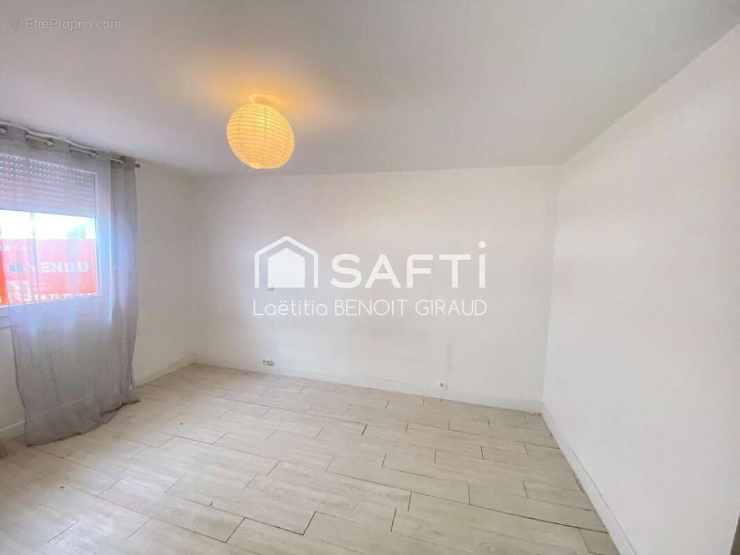 Appartement 69 m² à Royan  - photo 9