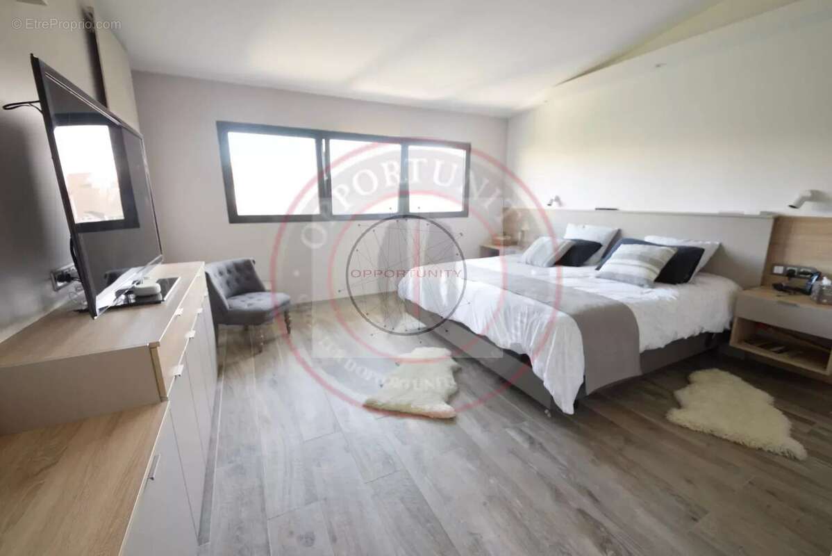 Maison 155 m² à Rosny-Sous-Bois  - photo 8