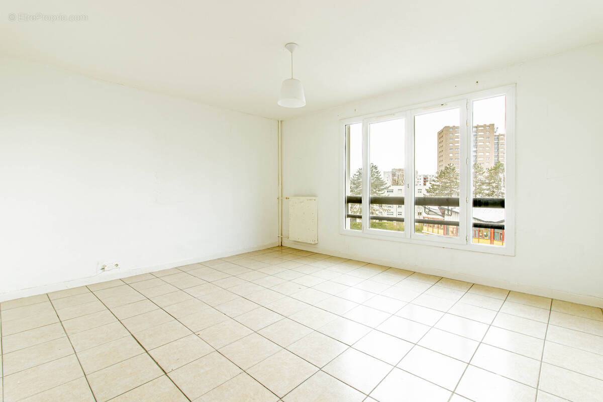 Appartement à CHARLEVILLE-MEZIERES