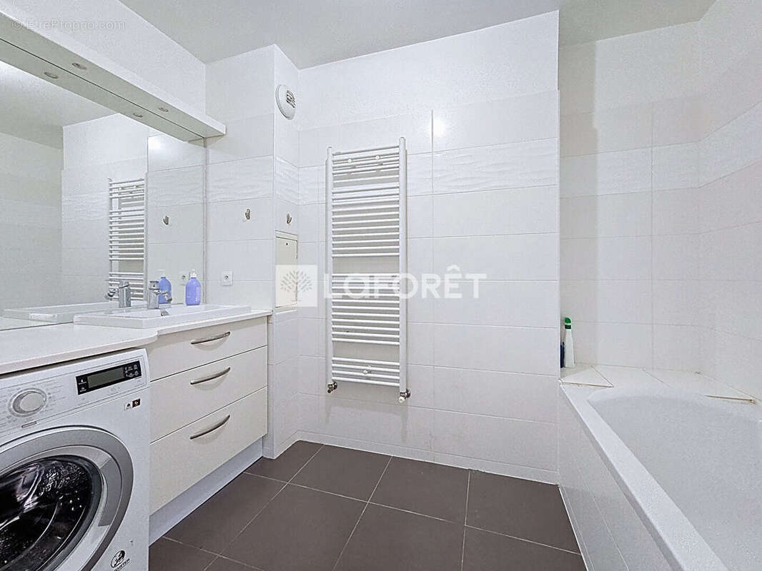 Appartement à BOURG-LA-REINE