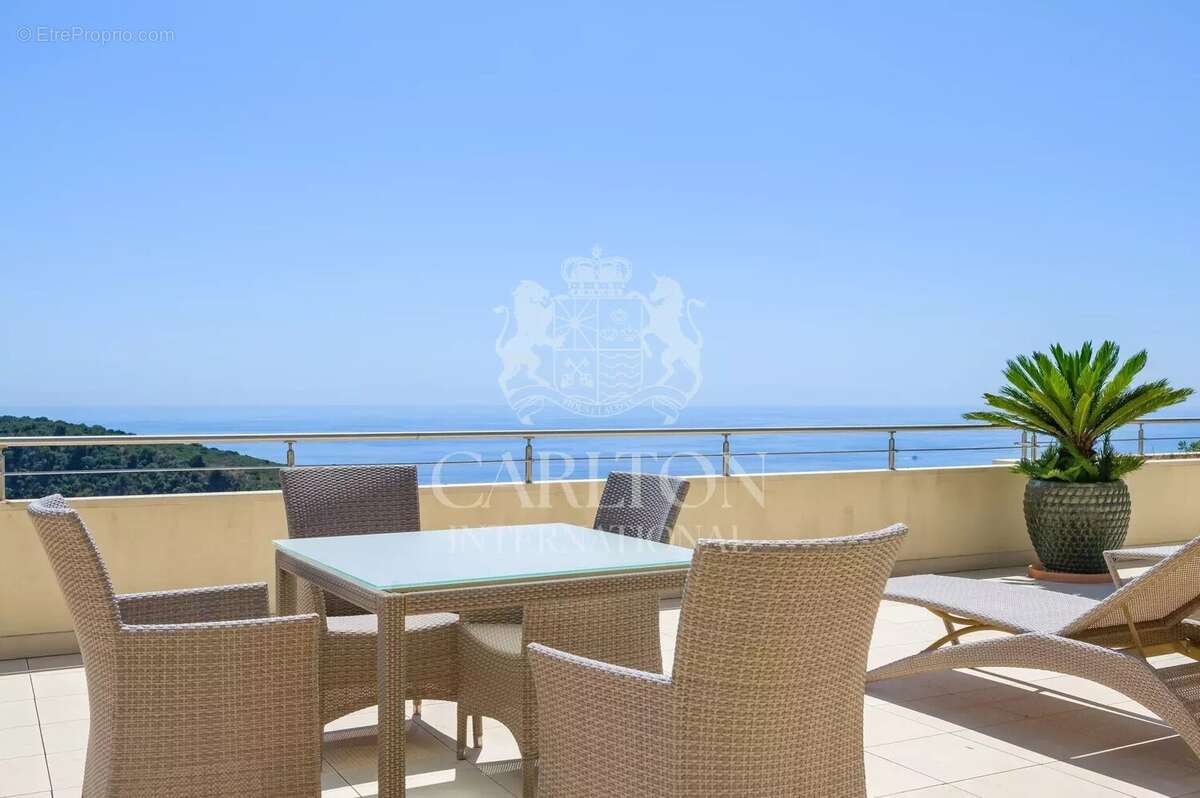 Maison à EZE