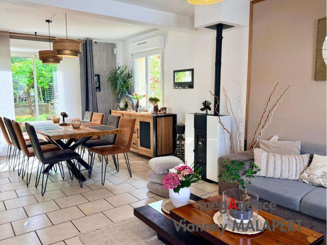 Maison à BAGUER-PICAN