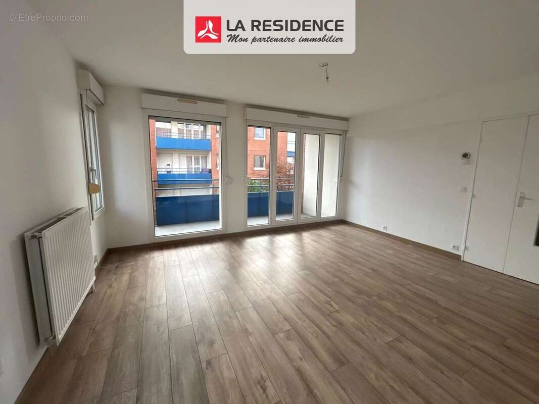 Appartement à MONTIGNY-LE-BRETONNEUX