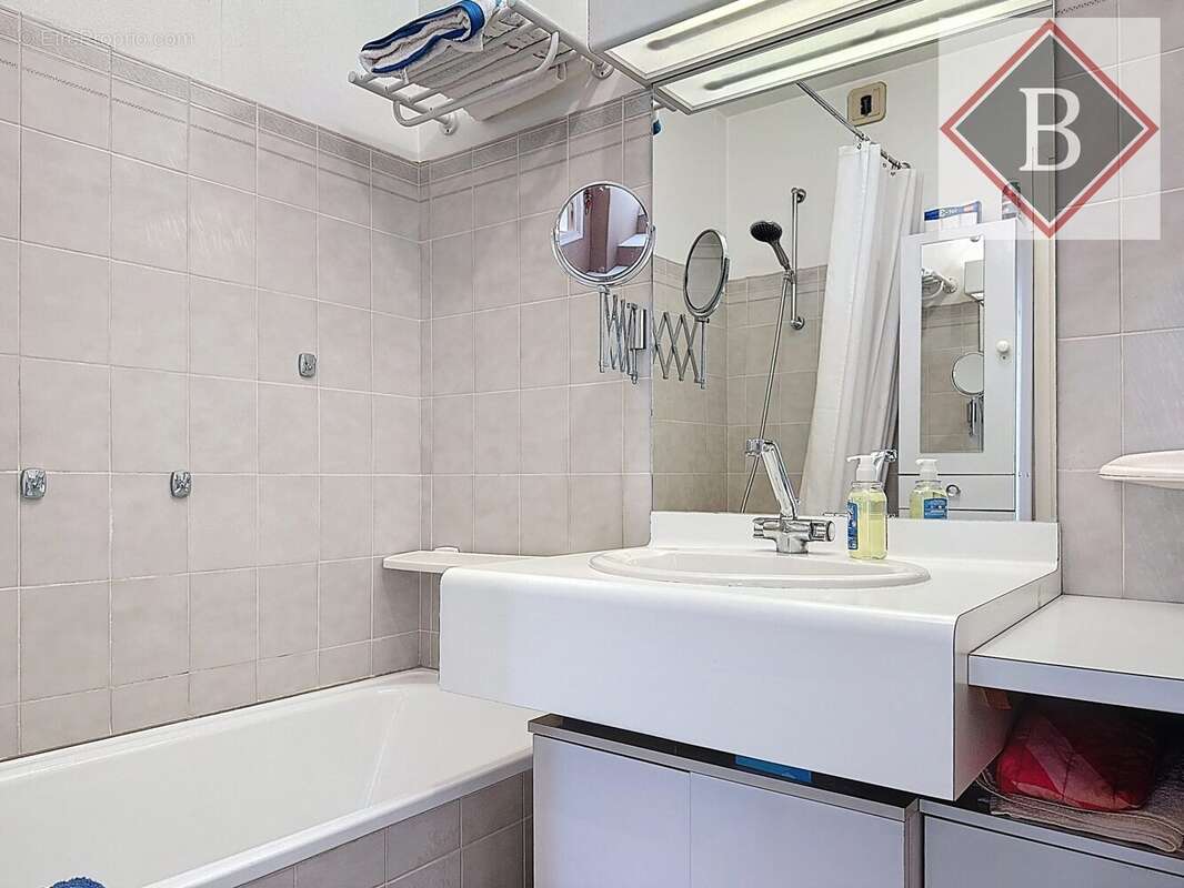 Appartement à MOUGINS