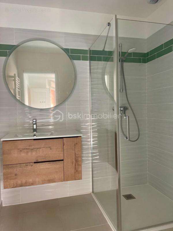  Maison Individuelle Spacieuse avec Potentiel d'Aménagement – ​​Un Bien Rare à Saisir ! - photo 4