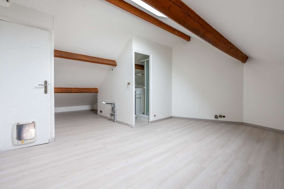 Maison 121 m² à Pontault-Combault  - photo 10