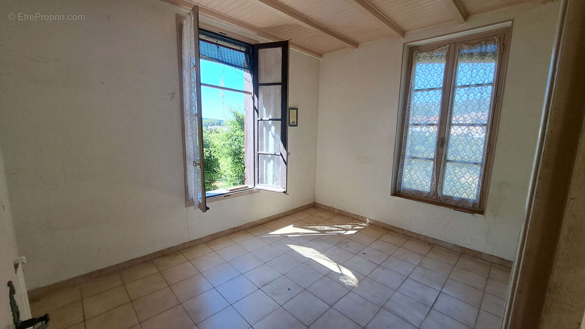 Maison à GANGES