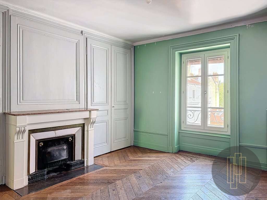Appartement à LYON-6E