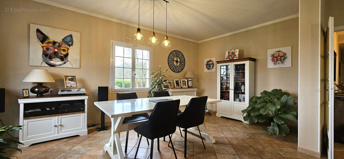 Maison à SAINTE-MARGUERITE-D'ELLE