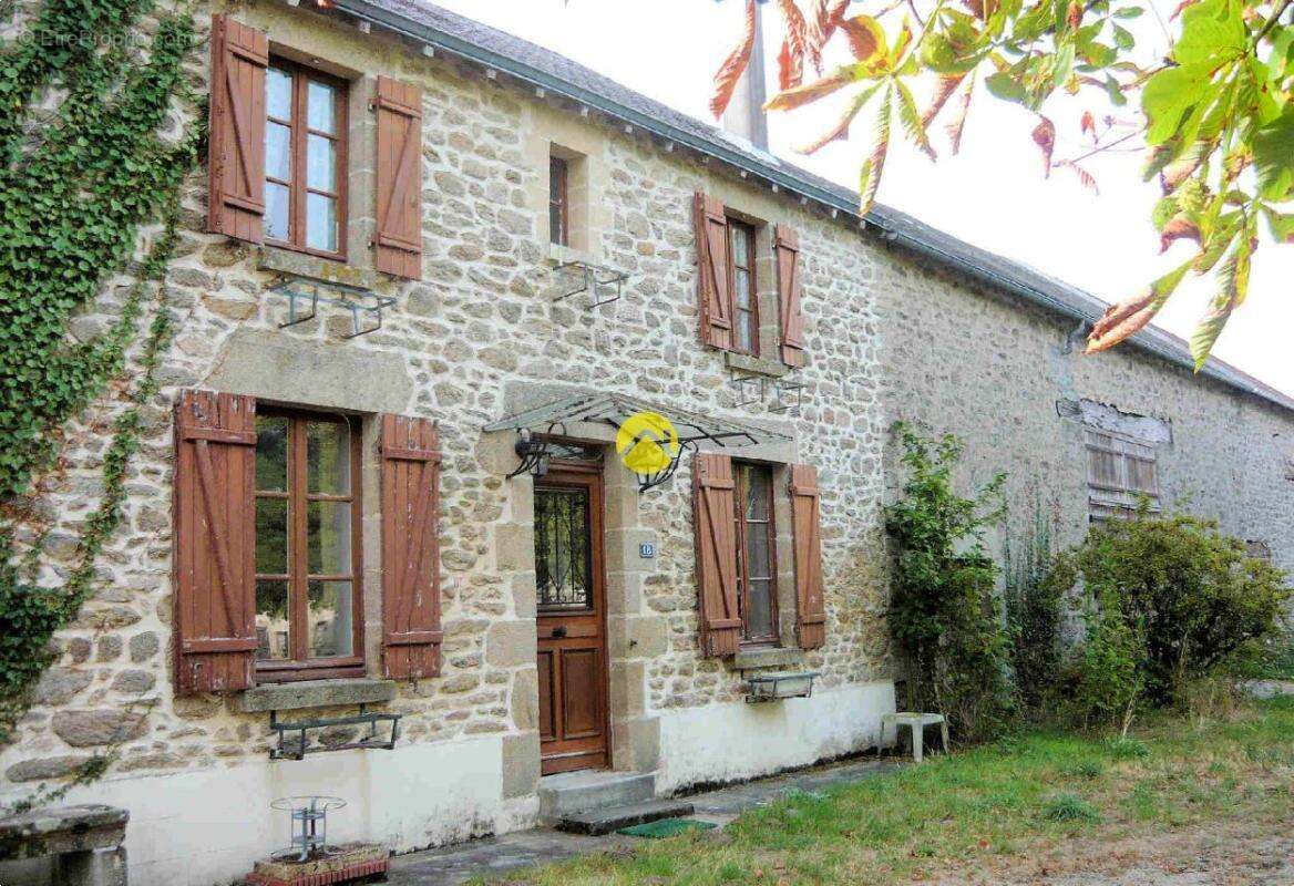 Maison à DUN-LE-PALESTEL