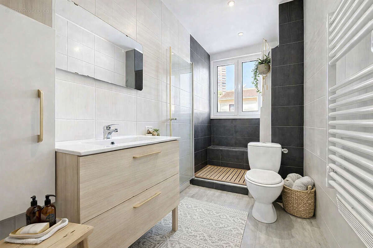 Appartement T3 lumineux avec terrasses - entrée centre-ville ? potentiel + aides ORELI (double vitrage & clim) - photo 18