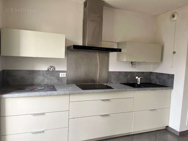 Appartement à FONTAINE