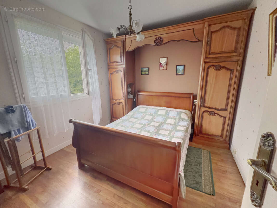 Maison familiale avec sous-sol complet et 3 611 m2 de terrain - Camors - photo 10