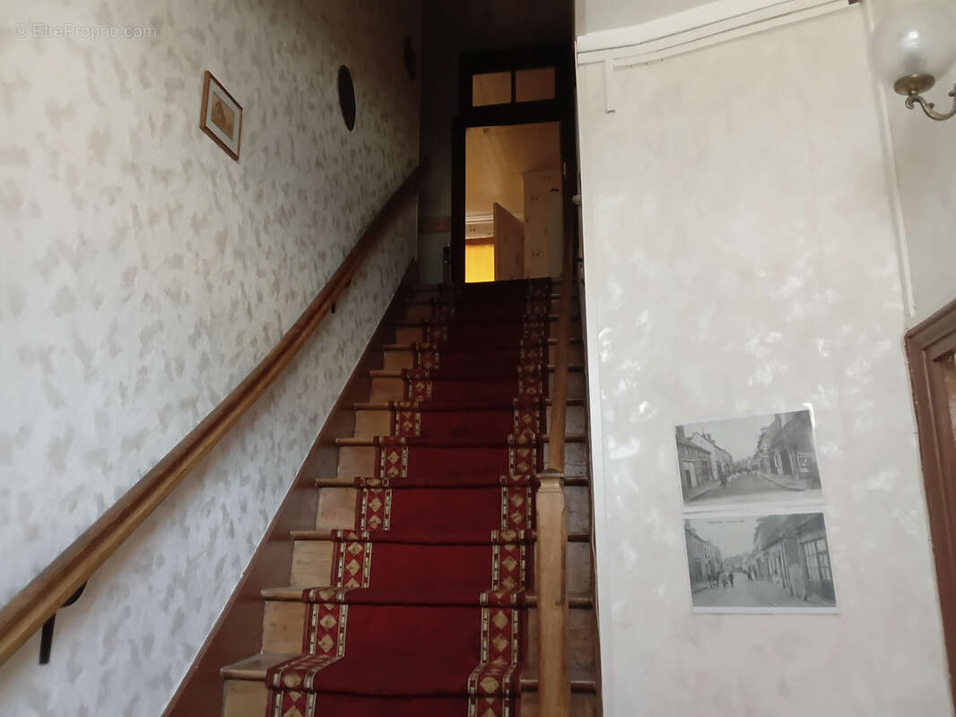 Maison à NERONDES