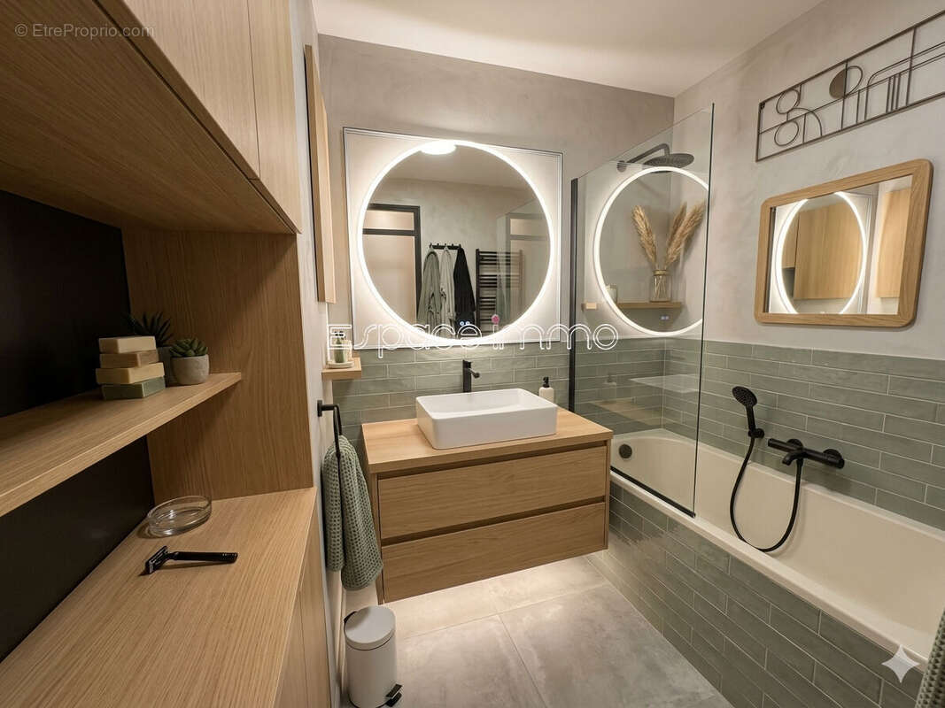 Appartement à DEVILLE-LES-ROUEN