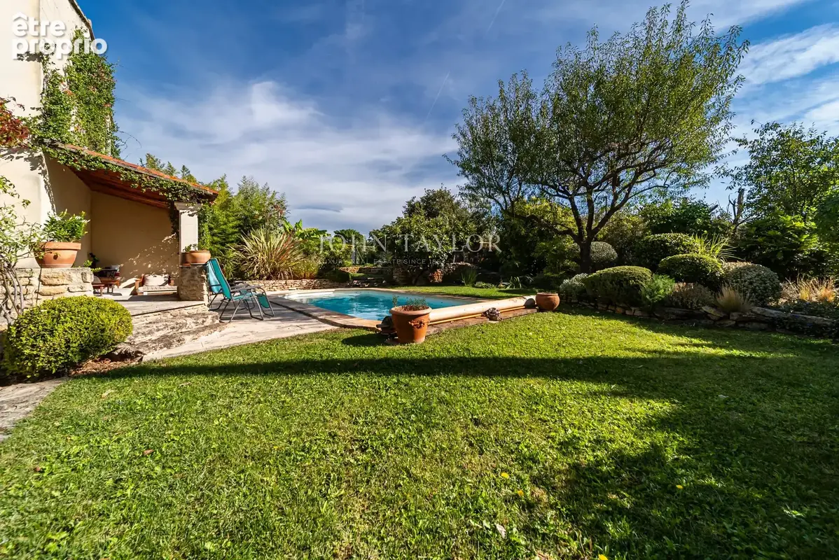 Maison à vendre à Cabrières-d'Avignon : 160 m² de charme avec piscine - photo 7