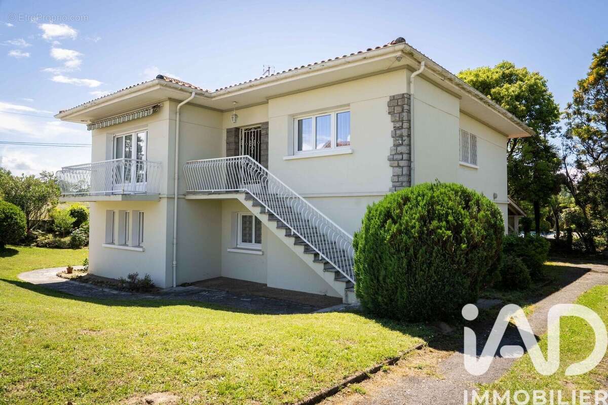 Photo 3 - Maison à ANGLET